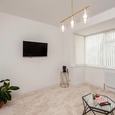 Holiday home Pass The Keys Stylish 2 Bedroom House In Leeds