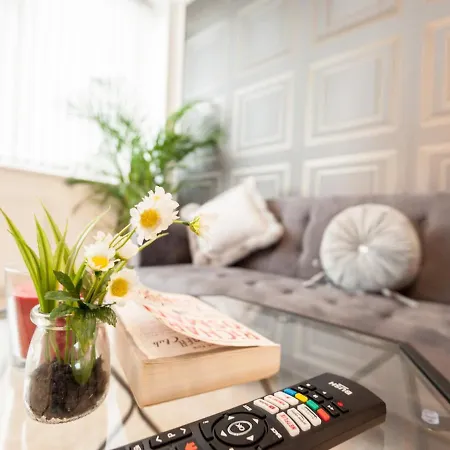 Holiday home Pass The Keys Stylish 2 Bedroom House In Leeds
